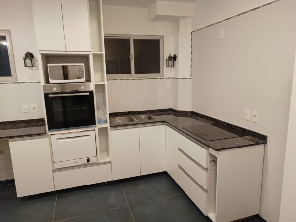 MDF 18 MM y Granito Azul Escandinavo