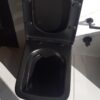Berlin – Inodoro con Mochila Negro Mate + Tapa